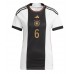 Camisa de Futebol Alemanha Joshua Kimmich #6 Equipamento Principal Mulheres Mundo 2022 Manga Curta